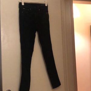 Black Rag & Bone Skinny Jeans Never worn - size 27